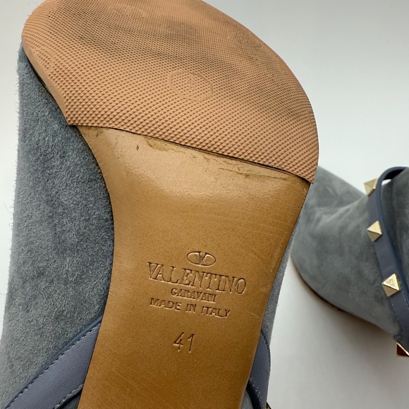 VALENTINO POWDER BLUE ROCKSTUD BOOTIES SIZE 41 VIBRAM SOLES - Picture 6 of 8